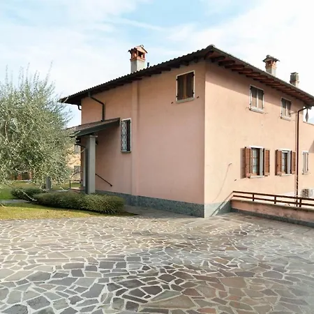 Lera Apartmán Lenno
